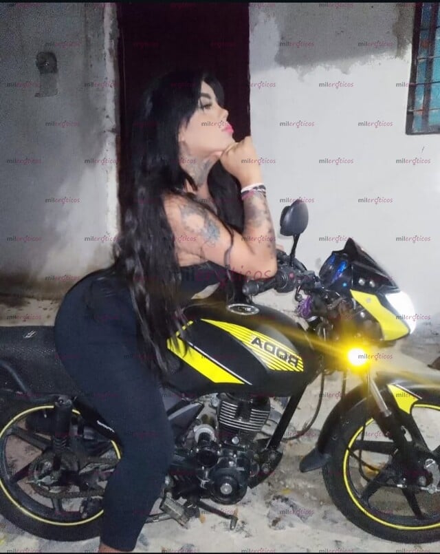 FOTOS DE BESO NEGRO TRÍOS FETICHES HECHAME TU LECHE RICO PAPI ESTOY YA DISPONIBLE GOZAME