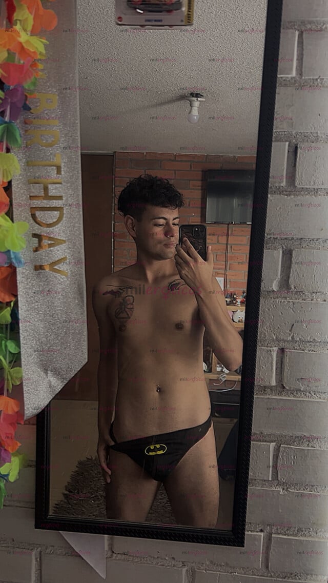 FOTOS DE ANGEL BON TWINK TRAGONCITO Y VERGUDO DISPONIBLE PARA TI