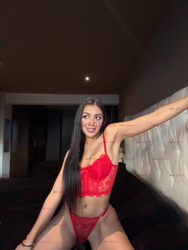 FOTOS DE COLOMBIANA , LINDA SONRISA, BUENA ENERGÍA Y UN TOQUE DE SENSUALIDAD. ESCRÍBE