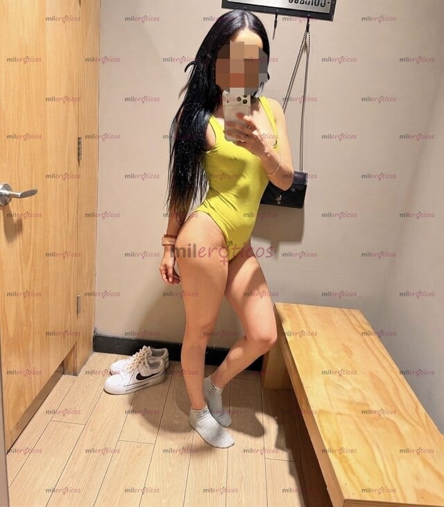 FOTOS DE LINDA FLAQUITA CON GANAS DE COGER, LLÁMAME PAPI TE LLEVARÉ AL CIELO