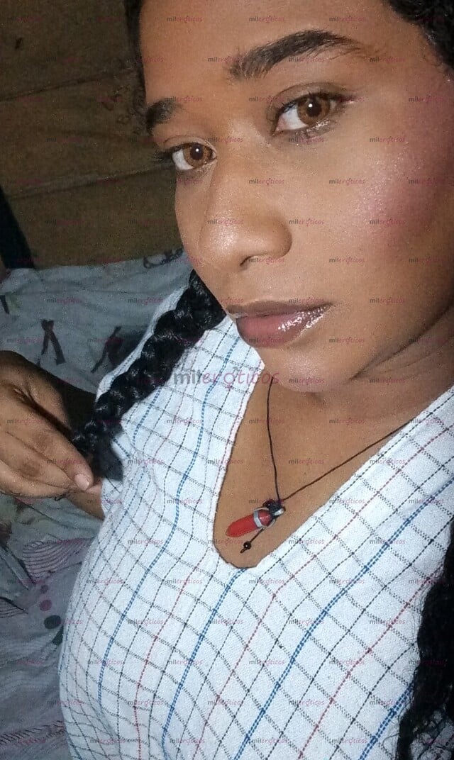 FOTOS DE MORENAZA ARDIENTE CALIENTE DISPUESTA TODO Y UN POCO MÁS