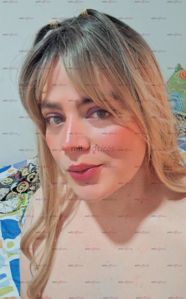 FOTOS DE AMORES LLEGÓ BLANCA Y ROSADITA CULONA DISFRUTA DE UN CUERPO CURVILINEO