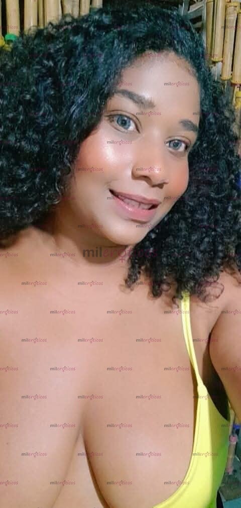 FOTOS DE MORENAZA ARDIENTE CALIENTE DISPUESTA TODO Y UN POCO MÁS