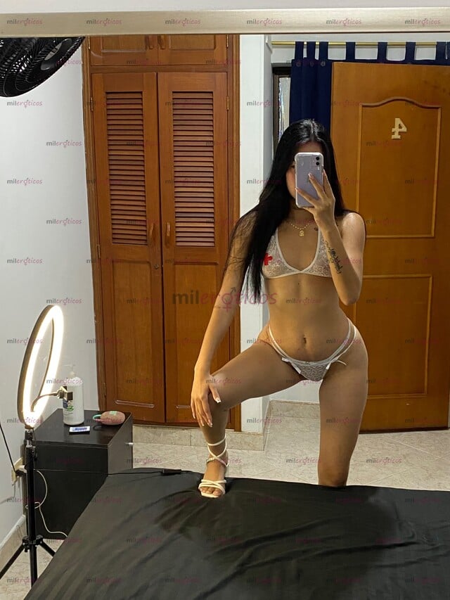 FOTOS DE EN BUSCA DE UNA CHICA LINDA Y BIEN PARCHADA? ESA SOY YO.