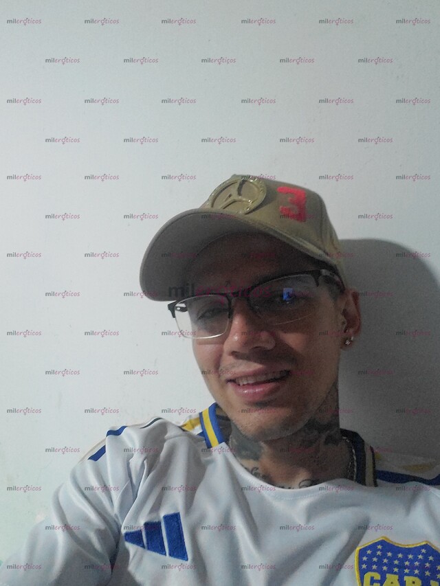 FOTOS DE SOY UN CHICO DELGADO DISPUESTO A COMPLACER TODOS TUS DESEOS Y FANTASIAS