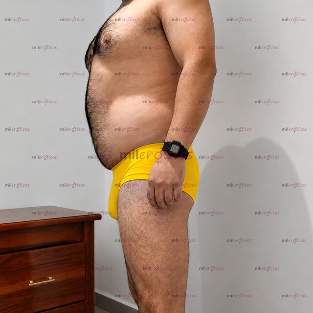 FOTOS DE BUSCO JOVEN ACTIVO DISCRETO DE 25 AÑOS, SOY MADURO NOVATO DE CLOSET