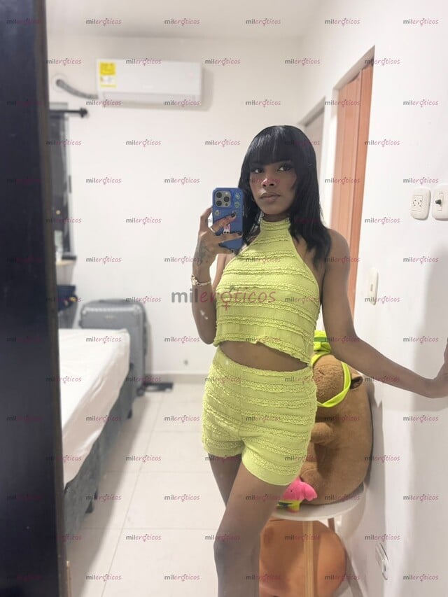FOTOS DE LAURA RICA PARA DILATAR EXTRECHITA MORENA DELGADITA