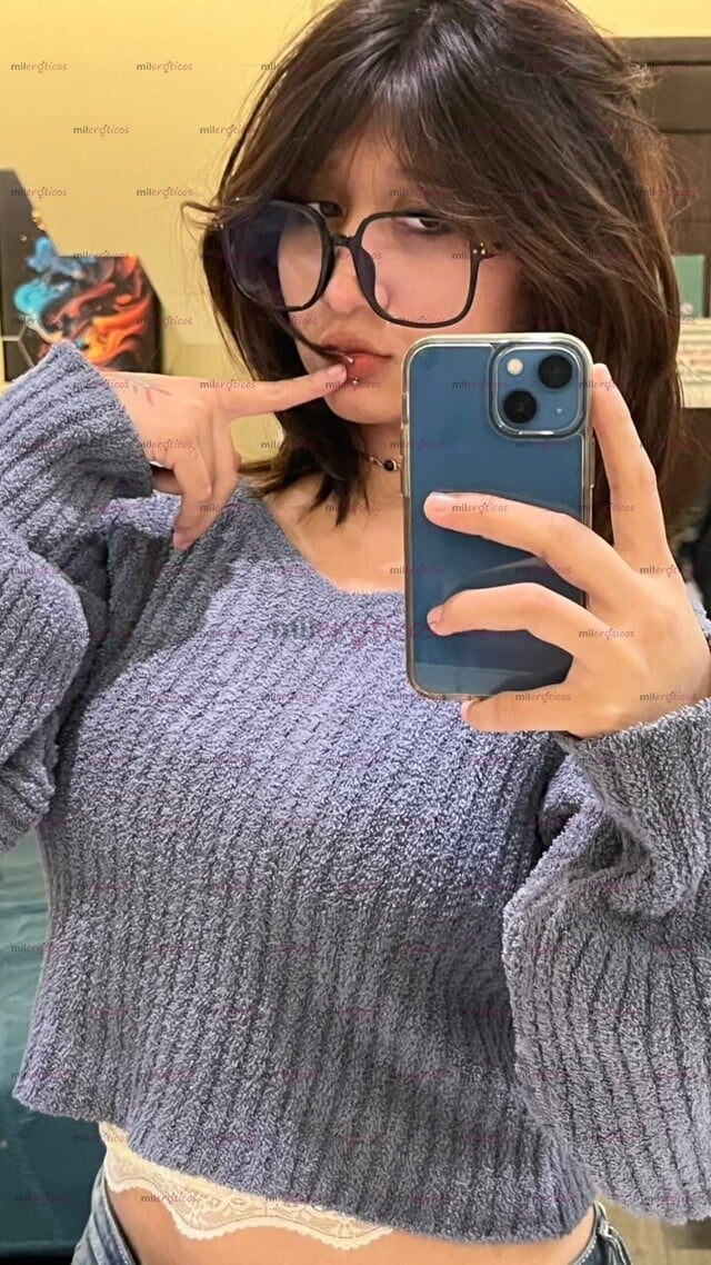 FOTOS DE ZOE DELGADA GUAPA TOTALMENTE INDEPENDIENTE 24 HORAS