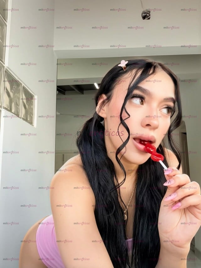 FOTOS DE HERMOSA PRINCESITA LINDA Y TIERNA LISTA PARA TI.