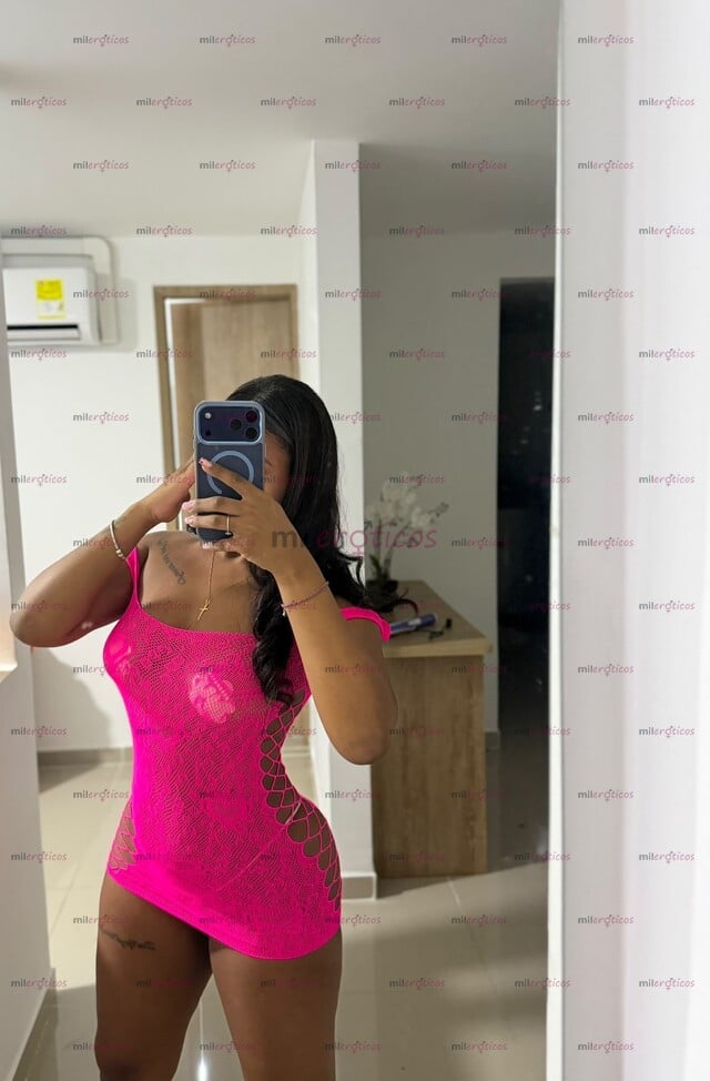 FOTOS DE CULONA MORENA , CON GANAS DE QUE ME DEN DURO PAPI