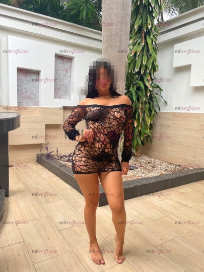 FOTOS DE PELINEGRA CULONA CON GANAS DE PASARLA RICO CARIÑOSA JUGETONA Y EXTROVERTIDA