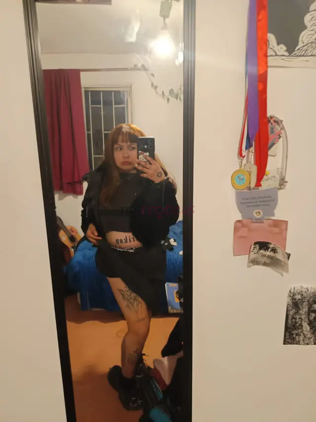 Soy nikol y si estas aca es porque buscas un trato unico y especialbajita con curvas y pechos grandes tal y como te gusta puedes chupar morbosita y ca...