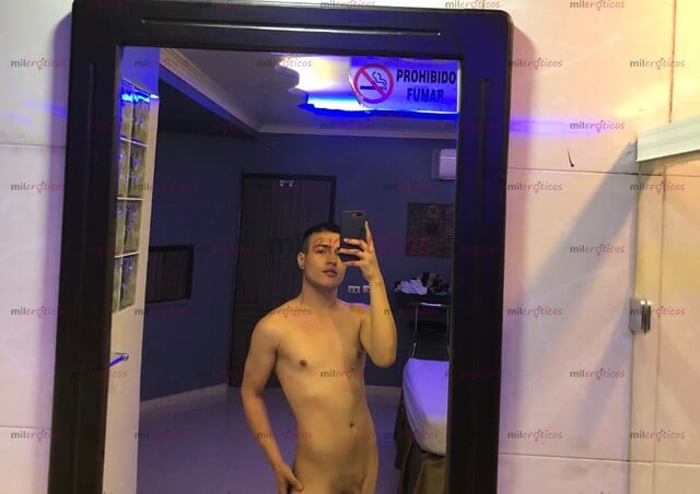 FOTOS DE JOVEN ARDIENTE DISPUESTO A CUMPLIR TODAS TUS FANTASIAS...