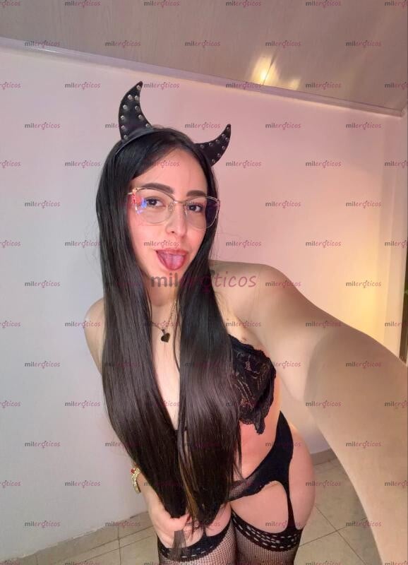 FOTOS DE ADRIANA RECIÉN LLEGADA A LA CIUDAD CARGADA DE SEXO, MAMADORA,JUGUETONA,DOMICILIO