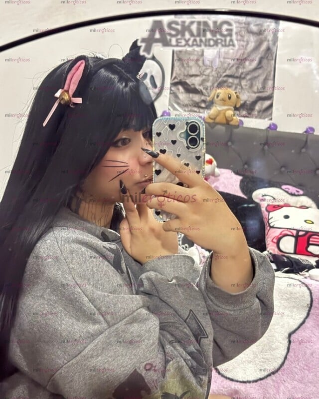 FOTOS DE LOLI ESTRECHITA, SUAVECITA Y SUMISA, LISTA PARA TU VERGA Y TU LECHE