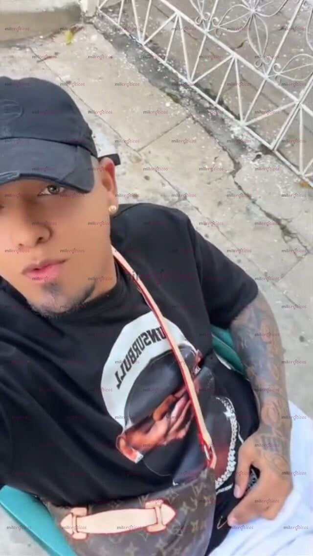 FOTOS DE HOMBRE VARONIL, DOMINANTE, LISTO PARA LA DIVERSION