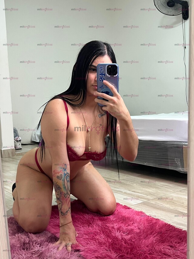 FOTOS DE SOY KEITY RICA FLAQUITA PELI NEGRA CON LINDA SONRISA