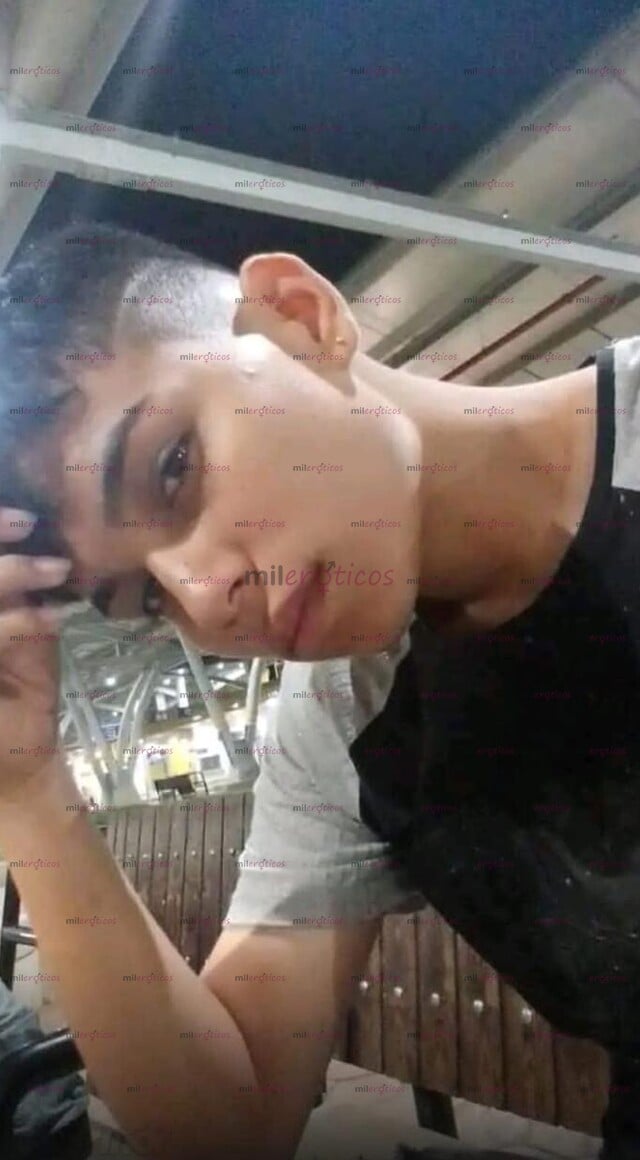 FOTOS DE POLLITO SCORT SOY MUY AGRADABLE PARCHADO TENGO PERFIL DE UN CHICO JOVEN