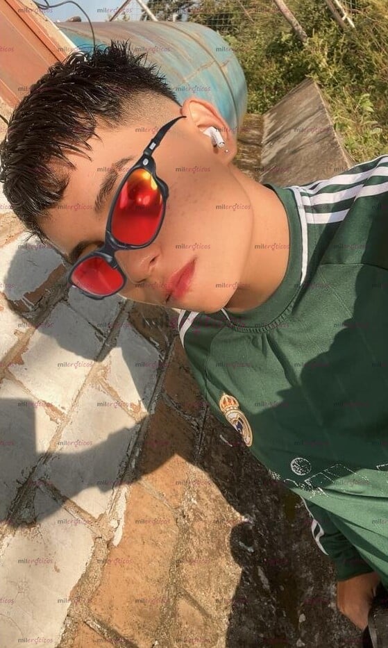FOTOS DE POLLITO SCORT SOY MUY AGRADABLE PARCHADO TENGO PERFIL DE UN CHICO JOVEN