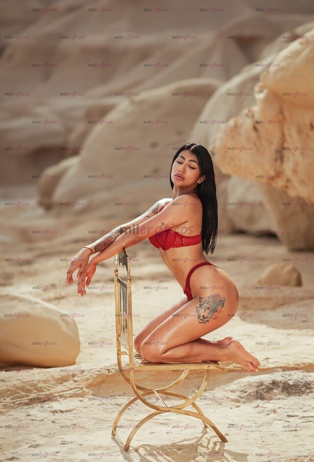 FOTOS DE HERMOSA LATINA PIEL CANELA CUERPO ESBELTO MIRADA ANGELICAL
