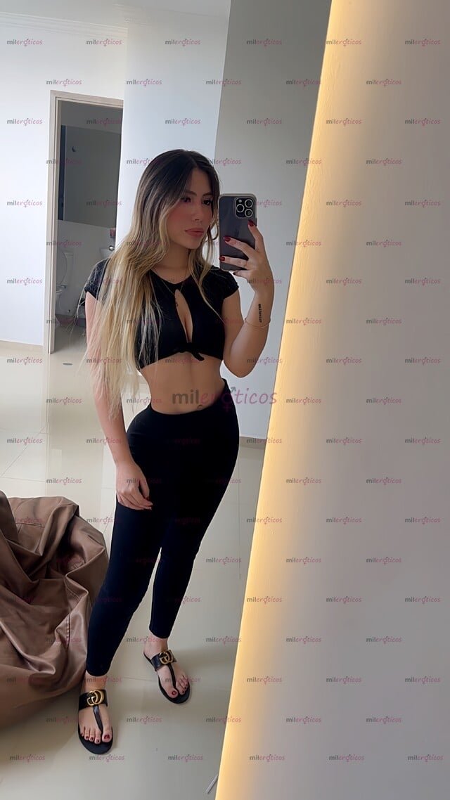 FOTOS DE HOLA AMOR SOY DAKOTA UNA LINDA FLACA BLANQUITA DISPONIBLE PARA DARTE PLACER