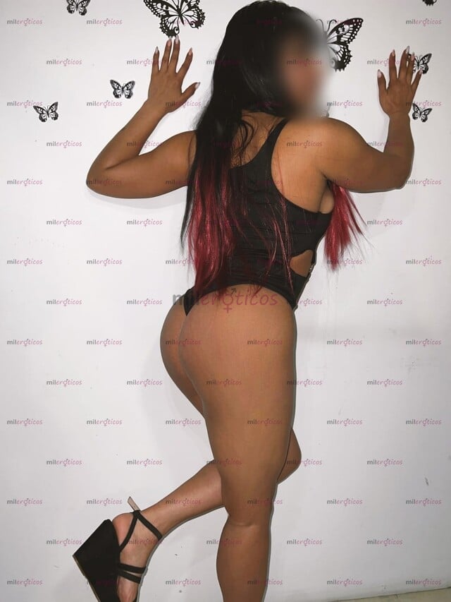 FOTOS DE JUGOSA MORENA DE UNAS CURVAS ESPECTACULARES.. TENGO APTO DISCRETO