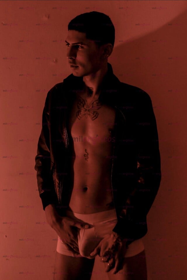 FOTOS DE ALEJANDRO,EL PLACER DE LOS DIOSES GAY,FULL LECHERO Y ARRECHO.