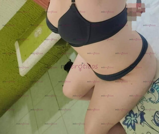 FOTOS DE JOVEN BLANQUITA CON SENOS LINDOS Y PIERNAS DIVINAS