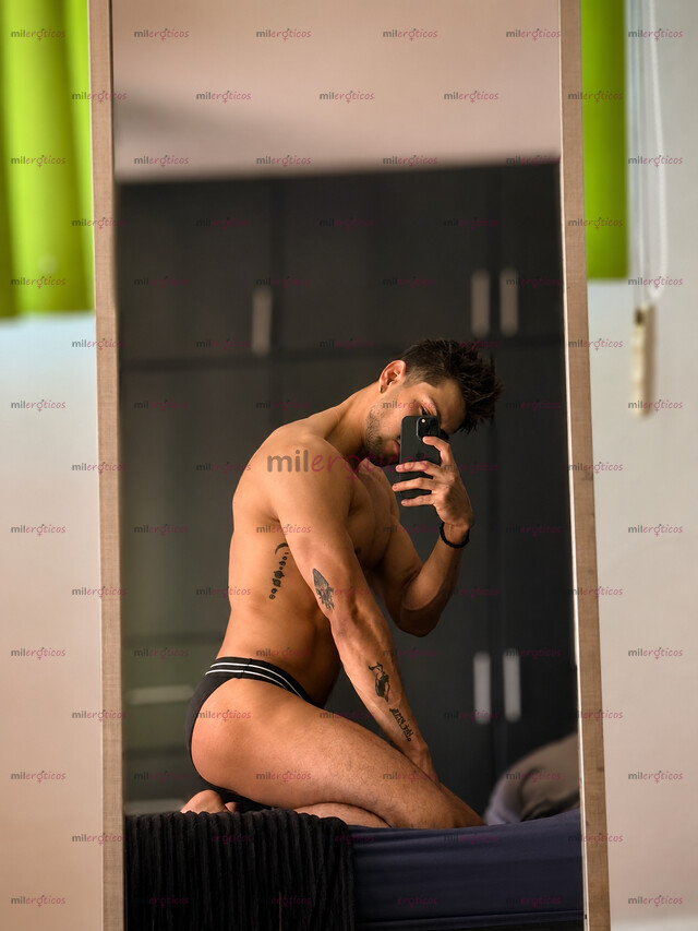 FOTOS DE CHACAL XL TATUADO MASAJISTA Y MÁS POCOS DÍAS
