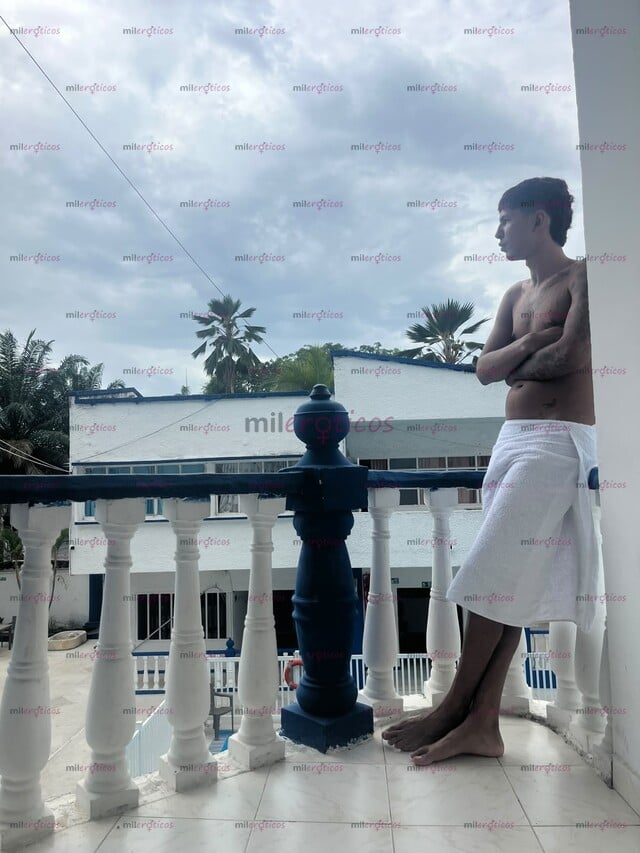 FOTOS DE ALEJANDRO,EL PLACER DE LOS DIOSES GAY,FULL LECHERO Y ARRECHO.