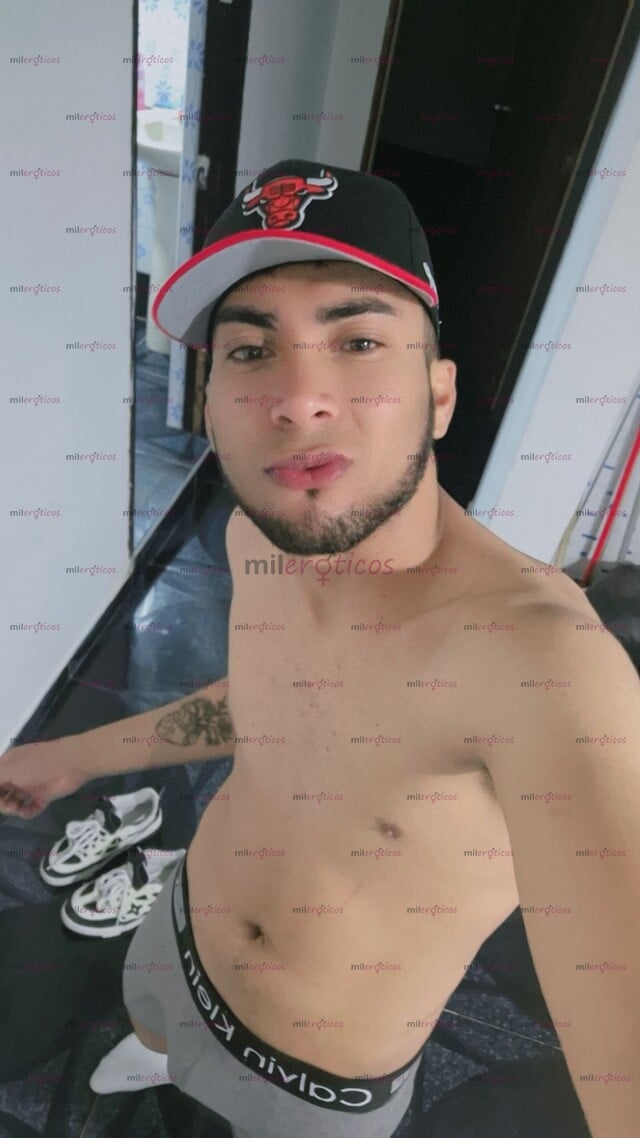 FOTOS DE RECIÉN LLEGADO A TU CIUDAD CHICO DE 21 AÑOS VERGON SOY VERSÁTIL