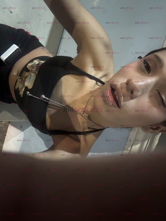 FOTOS DE BELLA TRANS SKINNY JOVEN DELGADITA DISPO