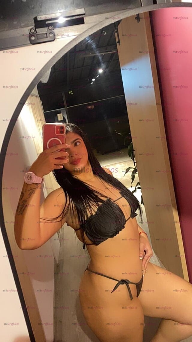 FOTOS DE NICOL, TU PELINEGRA DIABLITA Y NINFOMANA UFFF ME ECANTA EL SEXO
