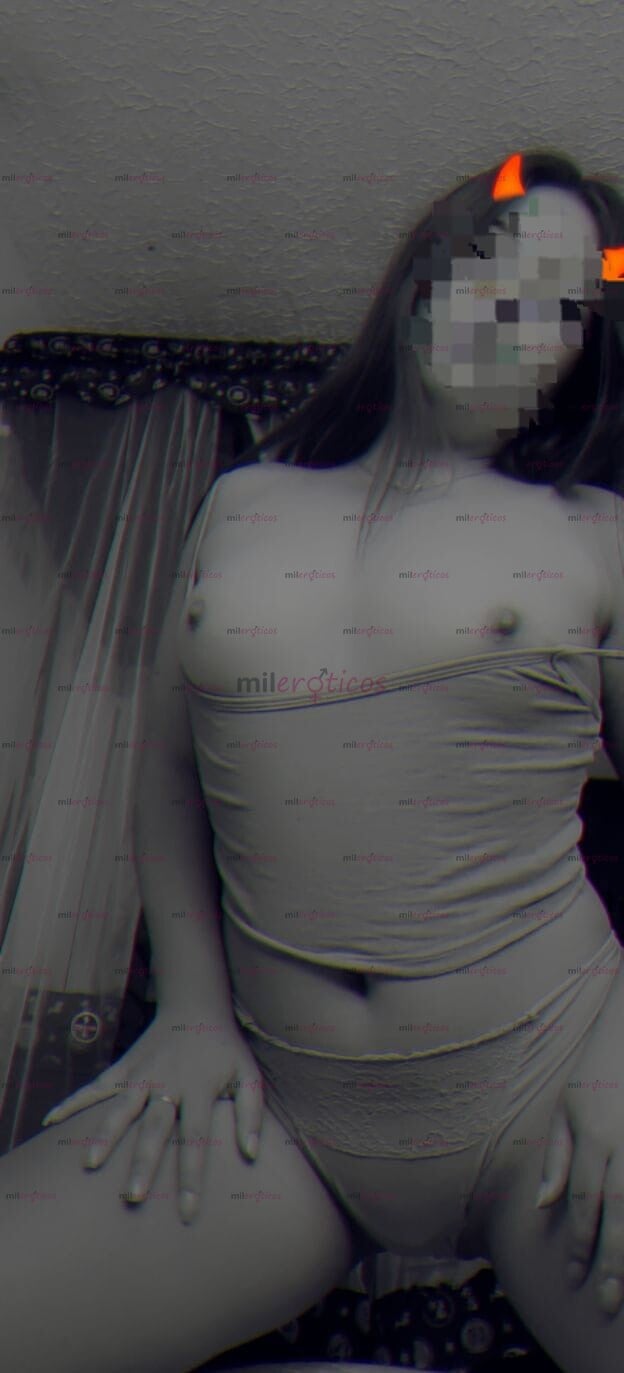 FOTOS DE UNIVERSITARIA ARRECHITA, CALIENTE Y QUIERE MUCHA LECHE