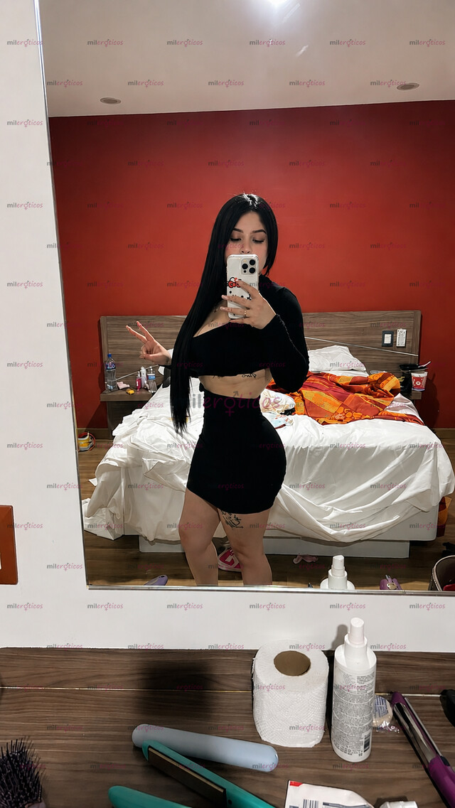 FOTOS DE ARI MILLER VENEZOLANA CHAPARRITA VOLUPTUOSA SÚPER ELEGANTE Y CACHONDA