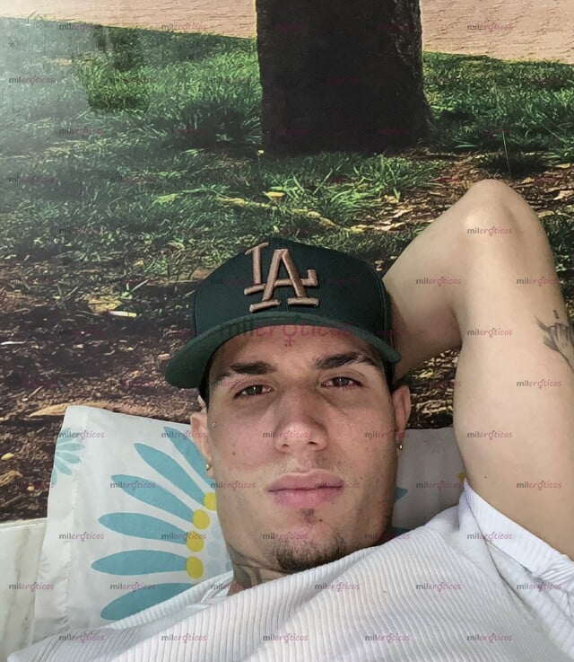 FOTOS DE LA COMPAÑÍA QUE ESTÁS BUSCANDO JOVEN SERIO VERGON