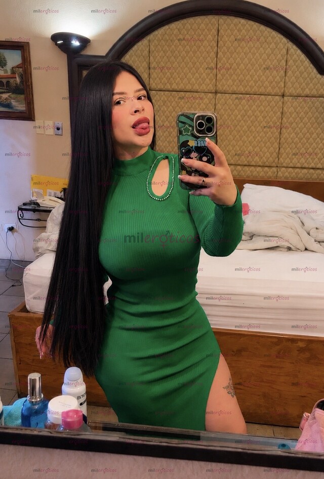 FOTOS DE ARI MILLER VENEZOLANA CHAPARRITA VOLUPTUOSA SÚPER ELEGANTE Y CACHONDA