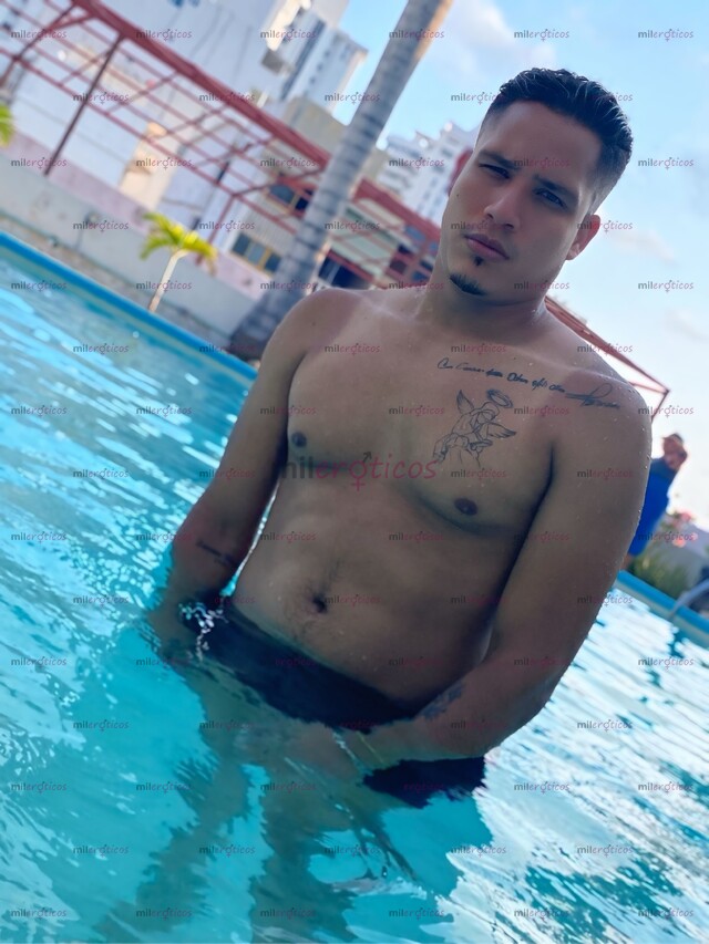 FOTOS DE MACHO ACTIVO COLOMBIANO DE VISITA CON MUCHAS GANAS. DE PARTIR CULO