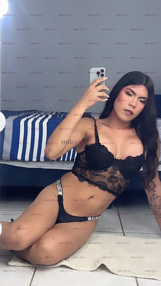 FOTOS DE HERMOSA Y JOVEN CHICA TRANS DISPUESTA A COMPLACERTE