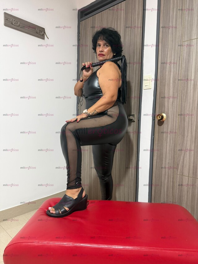 FOTOS DE MISTRESS MADURA PRECIOSA DE PASO POR CALI MUY FETICHISTA