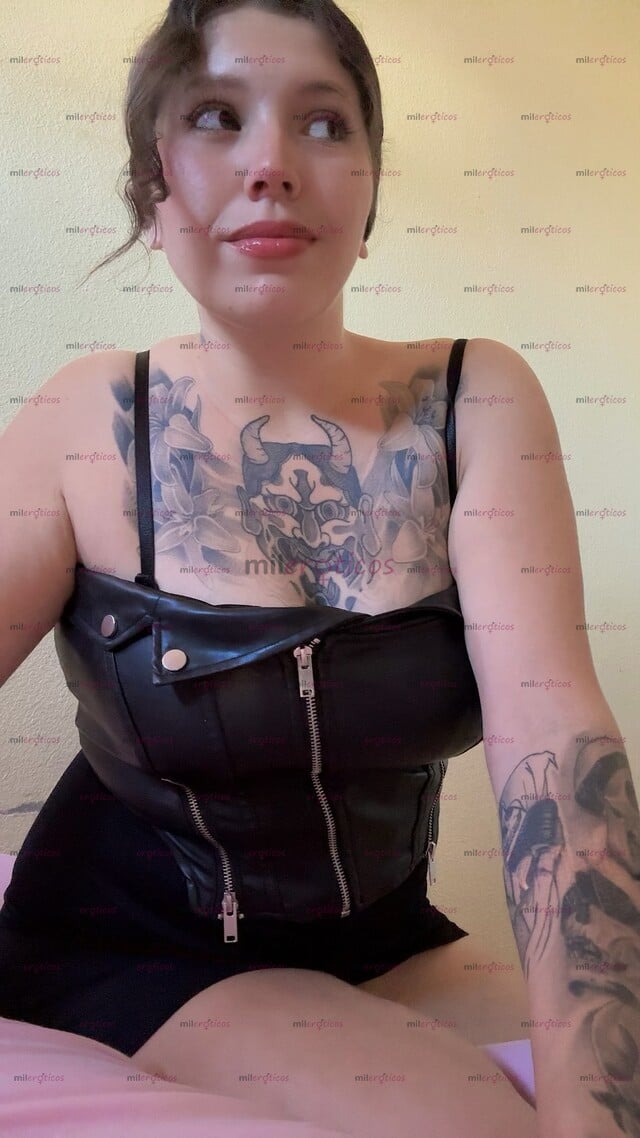 FOTOS DE CACHONDA ,BLANQUITA ,TATUADA LISTA PARA TI PAPI