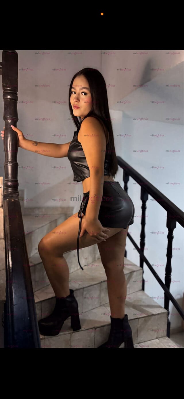 FOTOS DE COLOMBIANA ANTONELLA COMPLACIENTE Y CACHONDA PARA COMPLACERTE