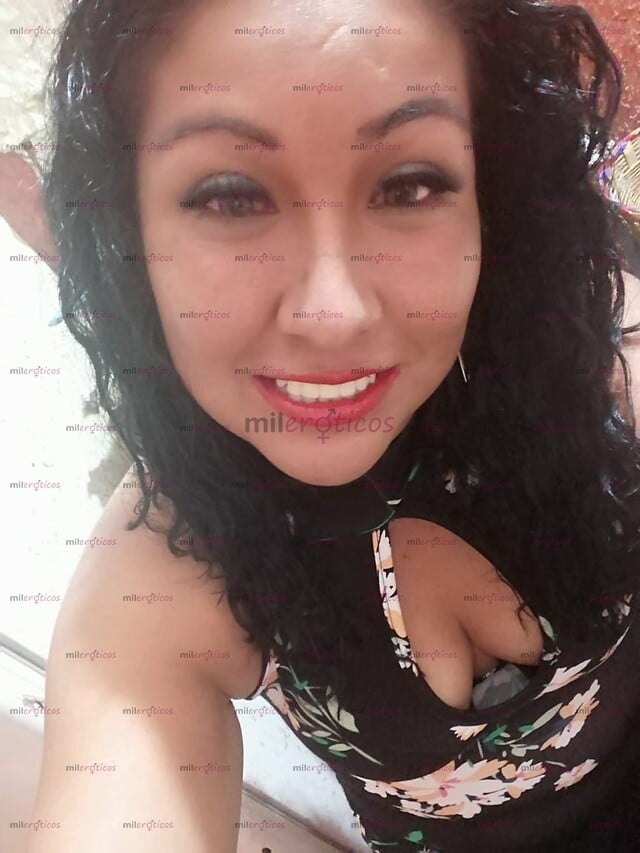 FOTOS DE ALOOO SOY GÉNESIS TENGO MUCHAS GANAS DE COGER BIEN RICO LLÁMAME!