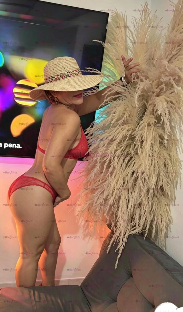 FOTOS DE COSTEÑA MADURITA,,UN POLVO RICO YMAMADA DELICIOSA CORRETE EN MIS TETAS ....