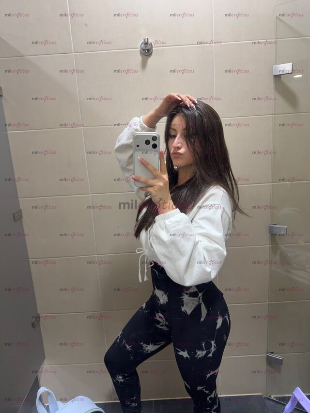 FOTOS DE PELIGROSAMENTE ATRACTIVA...LISTA PARA CUMPLIR TUS FANTASIAS