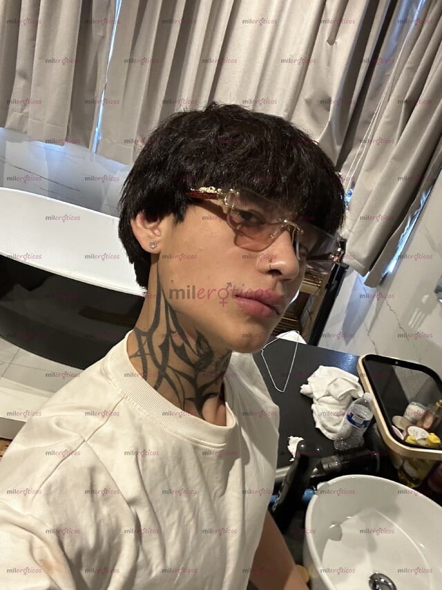 FOTOS DE CHICO HETERO GUAPO CON 23 CM DE VERGA, DISPONIBLE EN TU LUGAR