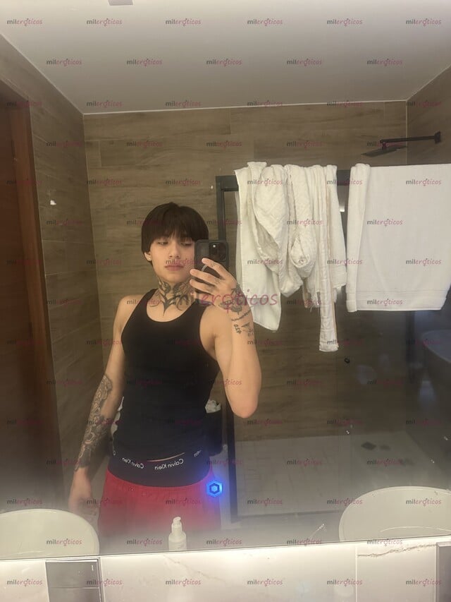 FOTOS DE CHICO HETERO GUAPO CON 23 CM DE VERGA, DISPONIBLE EN TU LUGAR