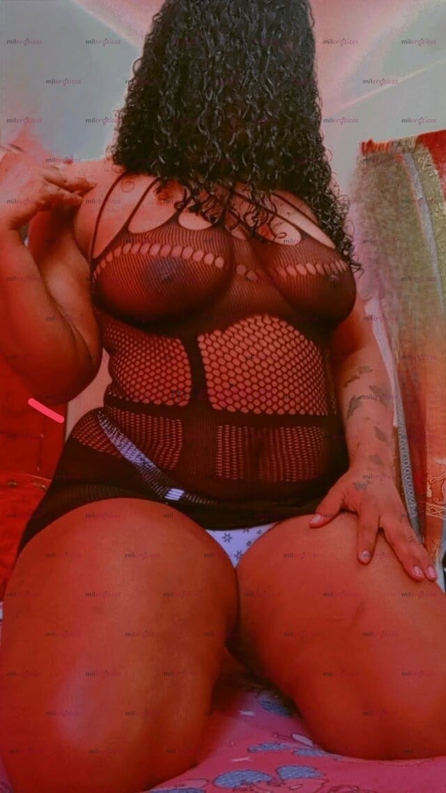 FOTOS DE CAMILA HERMOSA COSTEÑA CON UN CUERPAZO DE INFARTO Y UN EXELENTE SERVICIO