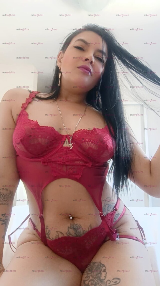 FOTOS DE LINDA FLAQUITA COQUETA DE OJOS VERDES BIEN CANDENTE