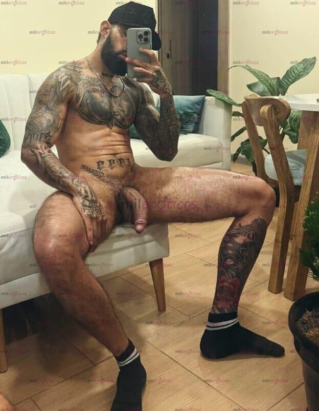 FOTOS DE MACHO LECHERO VERGON ACTIVO SOY UN HOMBRE ALTO, DISCRETO Y CON PRESENCIA. VARONI